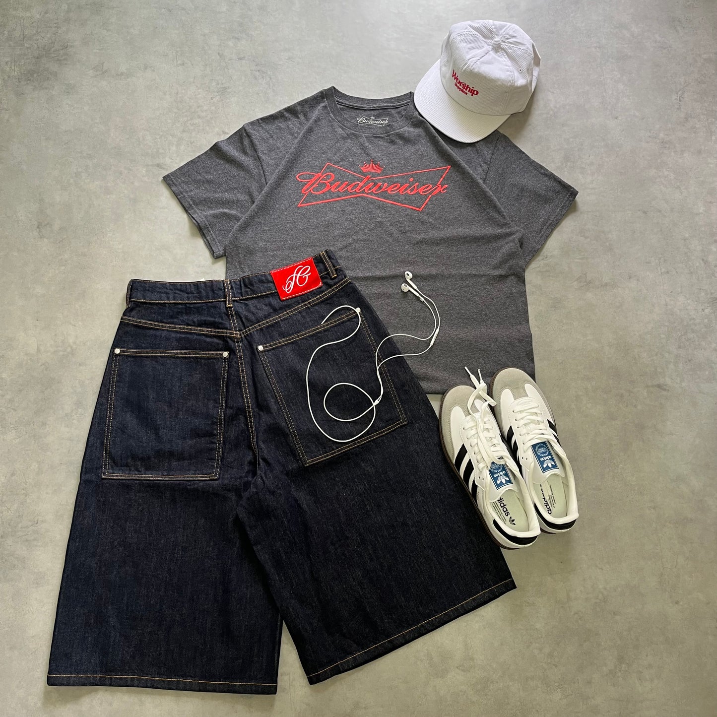 【USED】Budweiser Logo T-Shirt Beer Graphic Tee Street Style