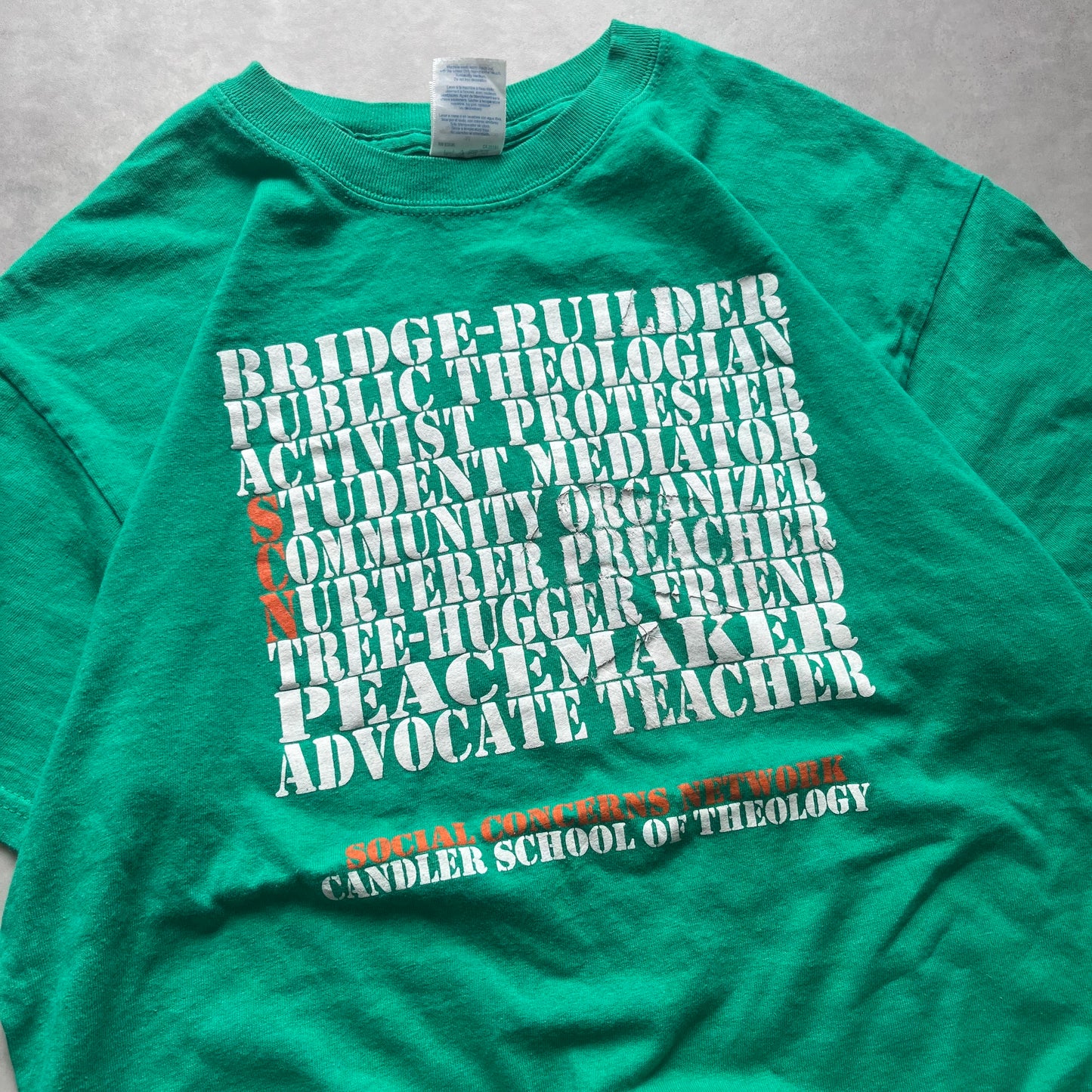 【USED】Gildan Graphic Print Tee Green Distressed