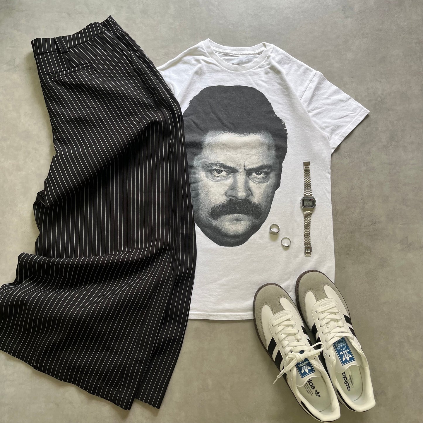 【USED】Parks And Recreation Face Print Tee Character Photo T-Shirt