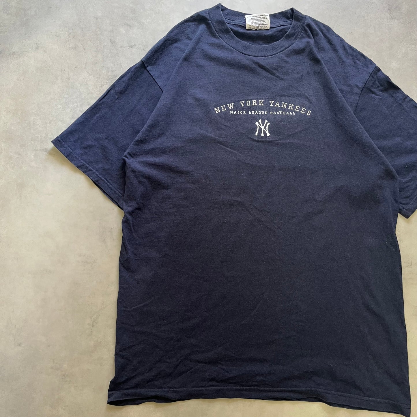 【USED】NY Yankees Embroidered Logo Tee Mexico Made Patch Style
