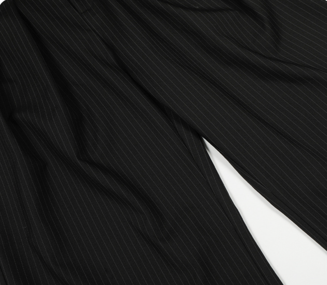 Design Pleated Striped Trousers